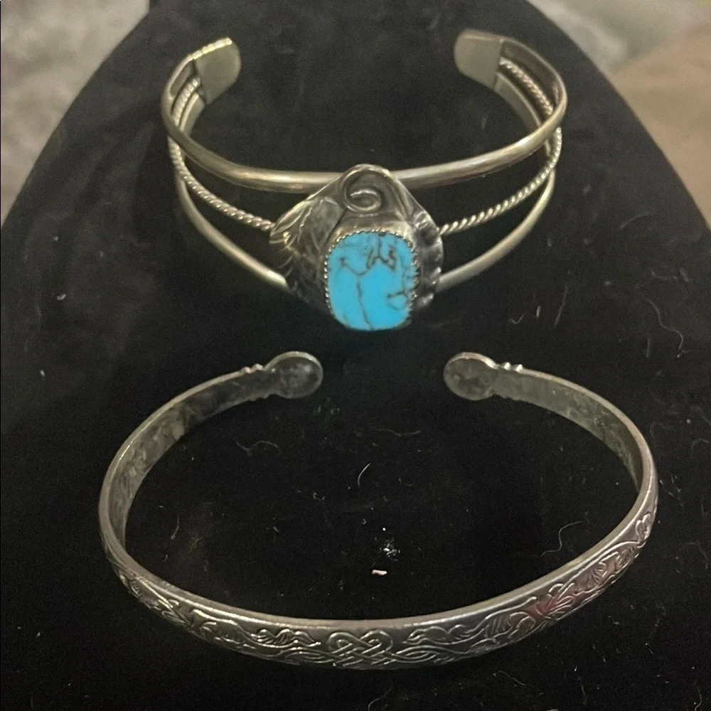 Silver tone and Turquoise Cuff Bracelets set